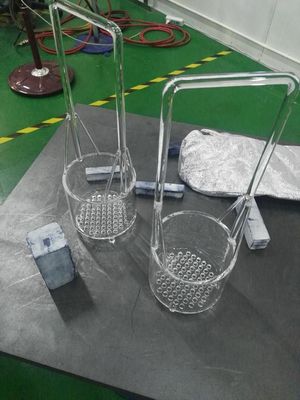 China Cesta do vidro de quartzo com o serviço feito sob encomenda do furo &amp; do punho do filtro disponível fornecedor